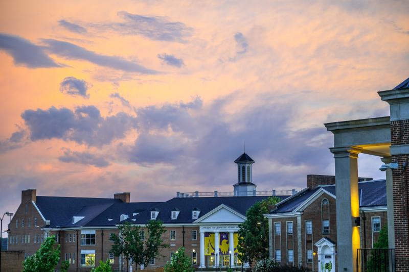 Tech Launches Online American Sign Language Dual Enrollment Courses